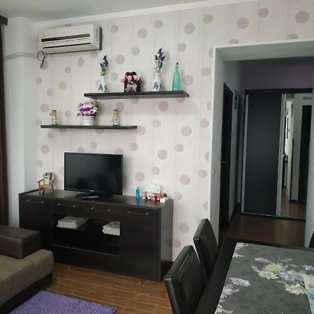 Cristina Iris Apartment Мамая Екстериор снимка